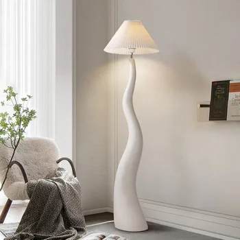 Nordic Krém Štýl Obývacej Miestnosti Podlahové Lampa Tichý Štýl Spálňa Štúdia Vertikálne Dekorácie High-Grade Osvetlenie